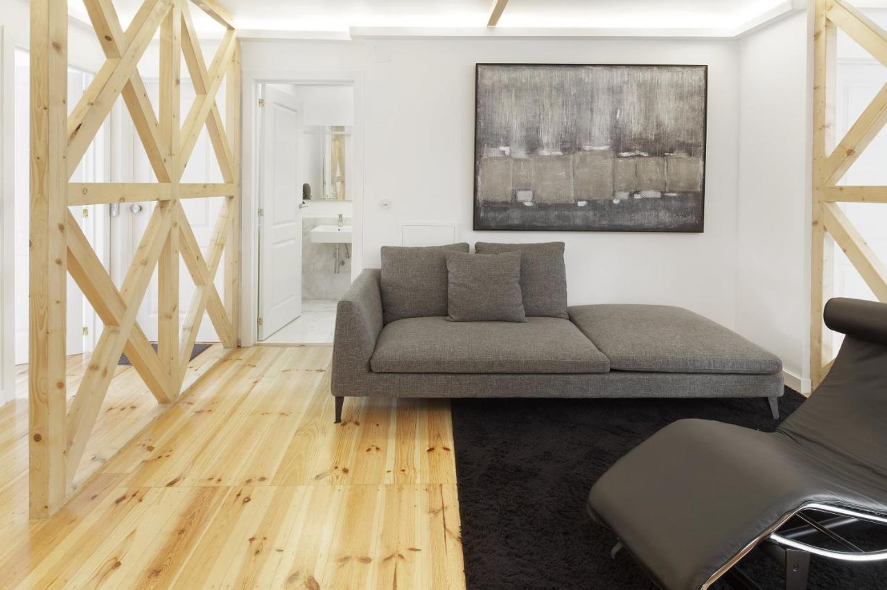 Room With Private Bathroom -Alcantara Lissabon Buitenkant foto